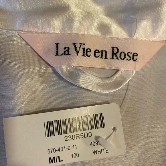 NWT La Vie en Rose White Satiny Robe w/ Lace Trim Sz M bridal spa silky luxury - Picture 7 of 13